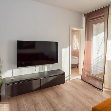 3-Bedroom Sea View Apartment - Balcony, Elevator - Spinut, Split Buitenkant foto