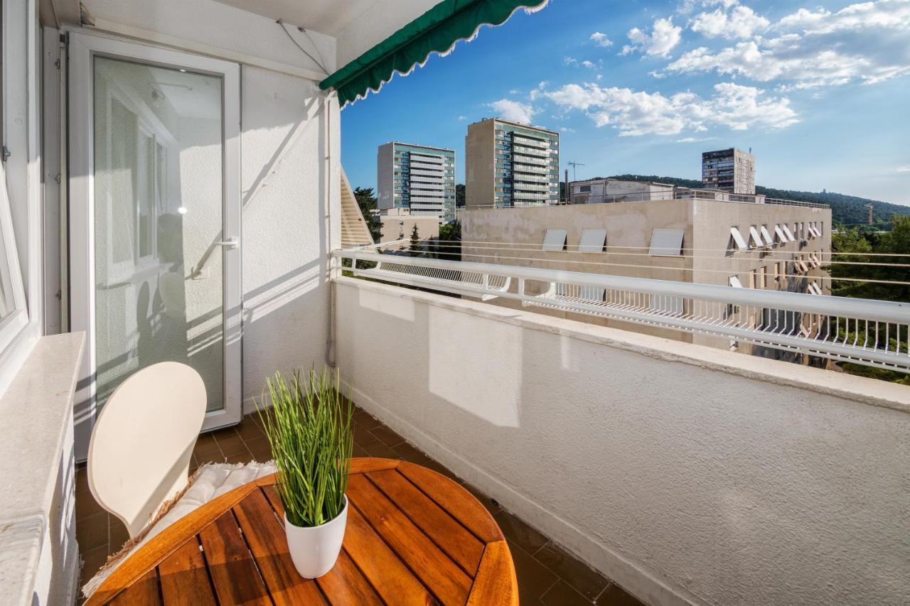 3-Bedroom Sea View Apartment - Balcony, Elevator - Spinut, Split Buitenkant foto