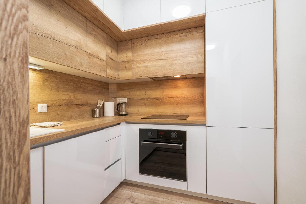 3-Bedroom Sea View Apartment - Balcony, Elevator - Spinut, Split Buitenkant foto