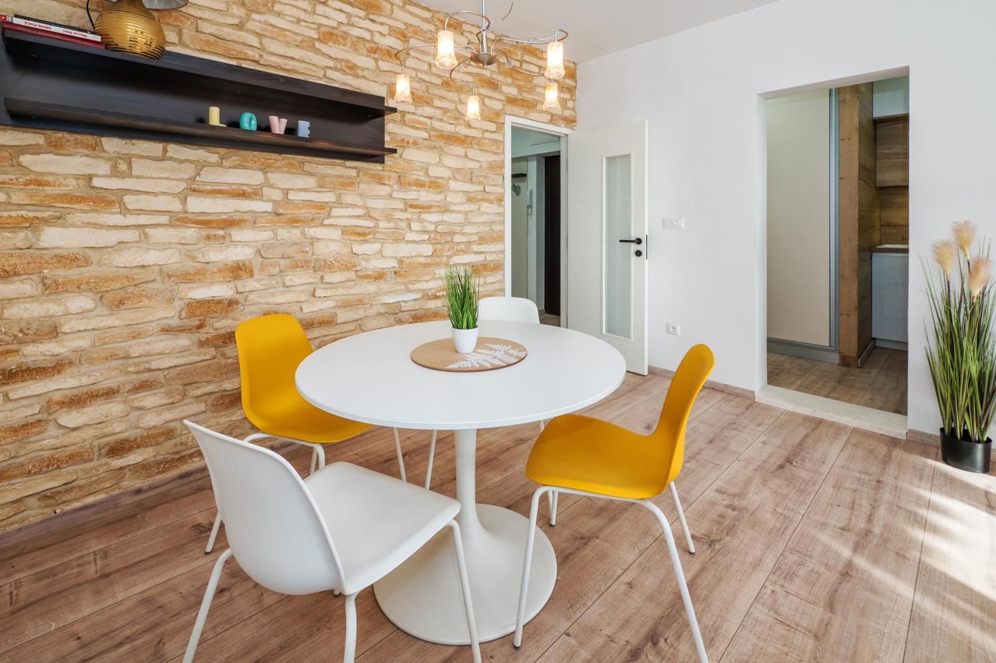 3-Bedroom Sea View Apartment - Balcony, Elevator - Spinut, Split Buitenkant foto